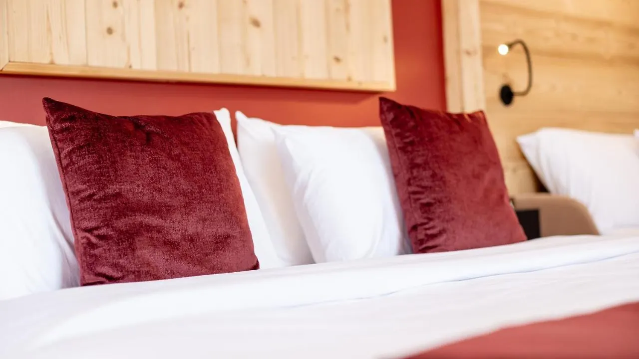 Madame Vacances Hotel Les Cimes Вожани