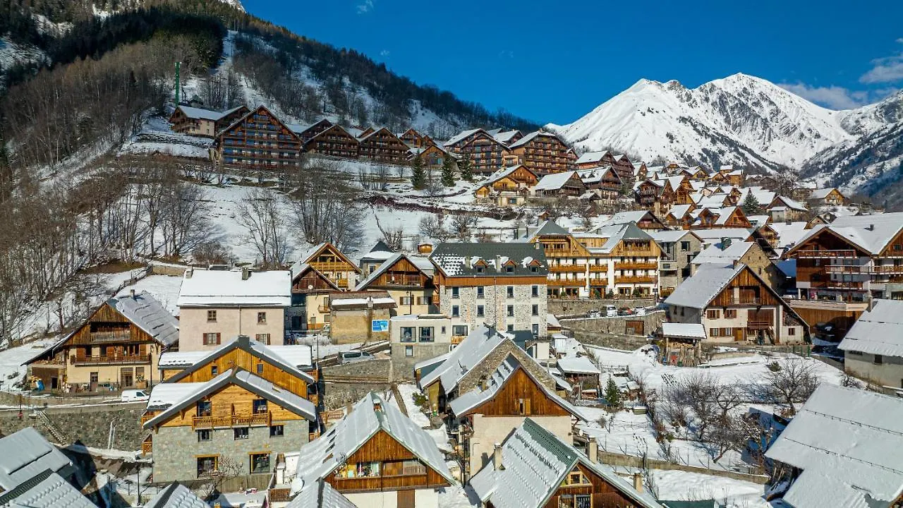 Madame Vacances Hotel Les Cimes Vaujany 3*,